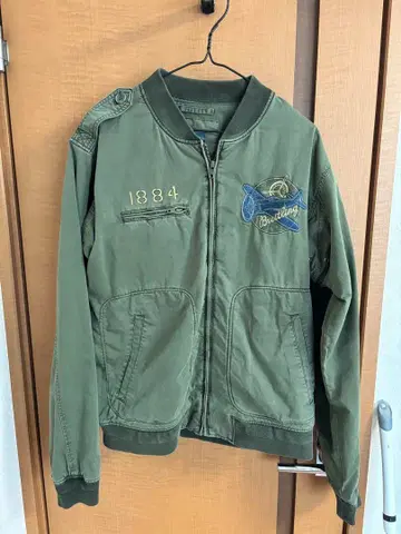 새상품. 브라이틀링 자켓