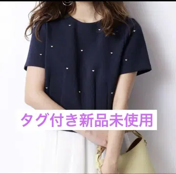 택 포함 미사용 새상품 JUSGLITTY 하트 자수 크롭 티셔츠