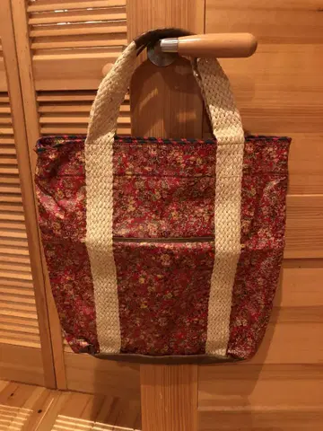 허그아워 리버티 토트백