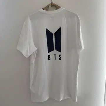 뉴에라 AP BTS 비욘드 더 신 티셔츠 화이트