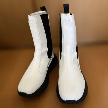 아키 클래식 사이드 고어 부츠 화이트