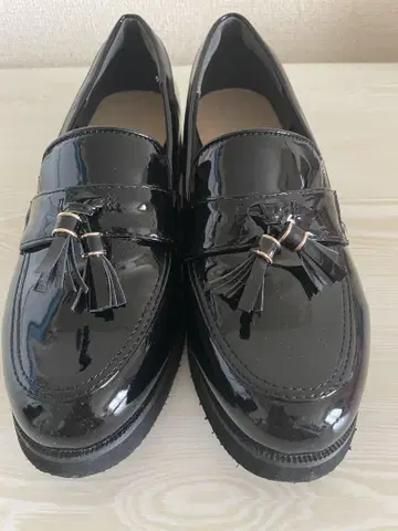 NUOVO 블랙 태슬 로퍼