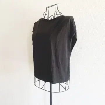 아줄바이마우지 티셔츠 상의 M 블랙 무지 접촉 냉감 소재 미사용품