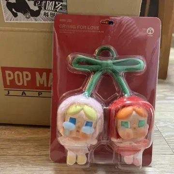 팝 마트 크라이베이비 사랑에 울부짖다