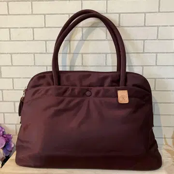 새상품급 russet 와인 레드 나일론 충전솜 토트백