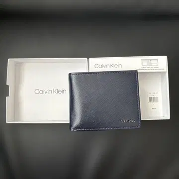 박스 포함 캘빈클라인 네이비 접이식 지갑 코인 포켓 부착
