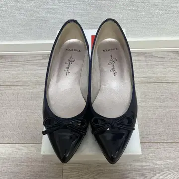 긴자 카네마츠 플랫 펌프스 네이비