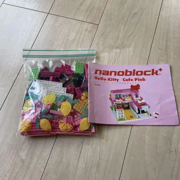 나노블록 헬로 키티 카페 핑크