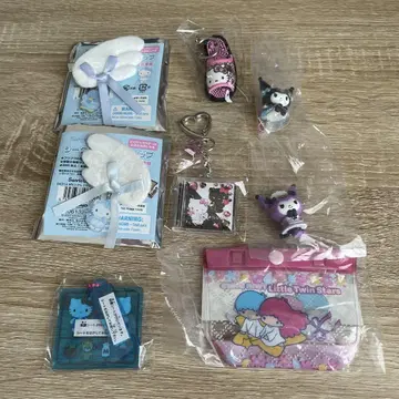 산리오 캐릭터즈 굿즈 묶음 판매