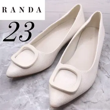 [새상품급] RANDA 란다 플랫 펌프스 버클 스틸레토 23 화이트