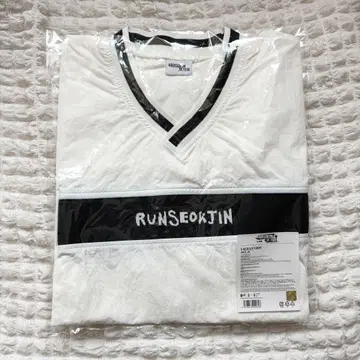RUNSEOKJIN V넥 티셔츠 화이트 JIN 사이즈