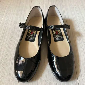 MIHAMA 미하마 22cm 플랫슈즈 에나멜 새상품급