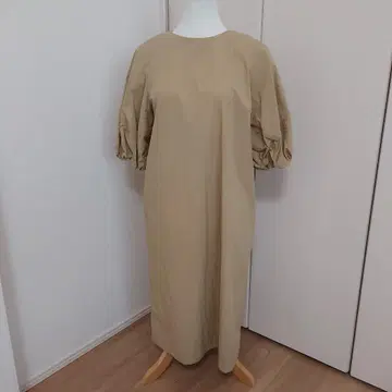 어반 리서치 반팔 벌룬 슬리브 원피스