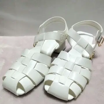 VIVIAN 샌들 여성용 스퀘어토 힐 구르카 샌들 화이트 M