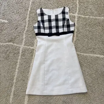 TALBOTS 블랙 슬리브리스 원피스 9