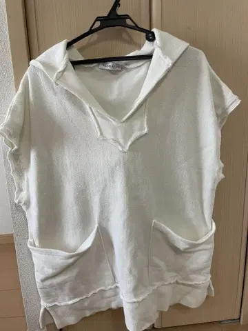 알리시아 스탠 티셔츠 베스트 판초