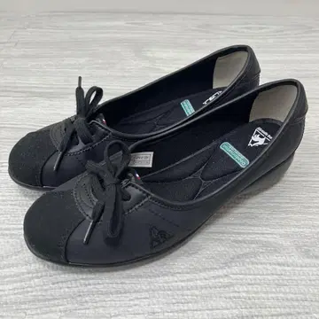 르꼬끄 스포티프 스니커즈 펌프스 블랙 23cm