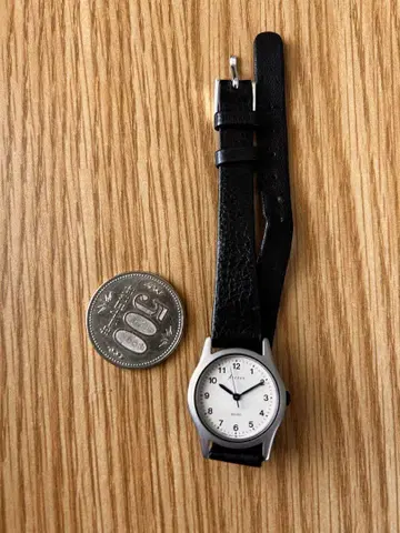 세이코 애비뉴 여성용 쿼츠 손목시계