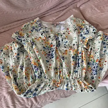 Juicy Couture 플라워 프린트 반팔 상의 사이즈 0