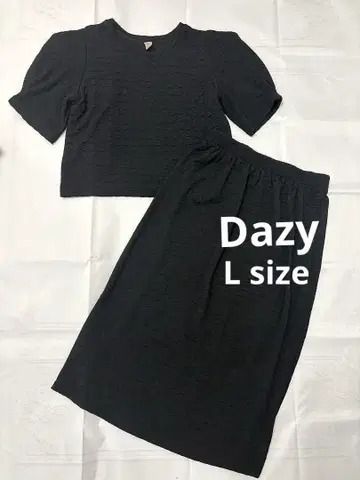미사용 새상품 SHEIN Dazy 셋업 L