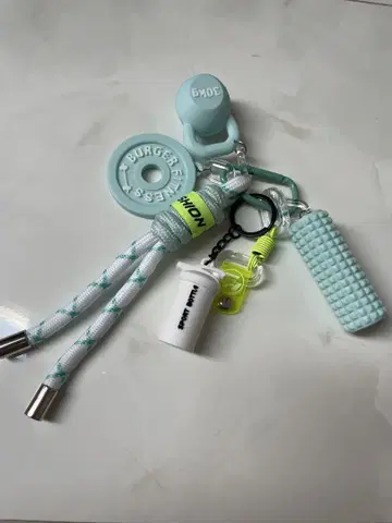 피트니스 키링 요가 키링 덤벨 키링 빅 참