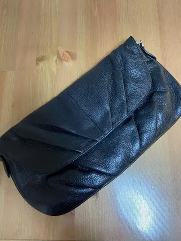이란산 럭셔리 브랜드] 핸드메이드 양가죽 백 블랙