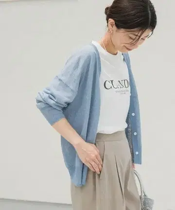 택 포함 새상품 UR TECH 히야사라 쿨 린넨 혼방 V넥 숏 가디건
