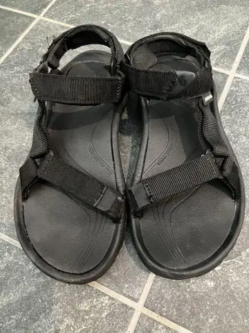 Teva 테바 허리케인 24 블랙 검정 스포츠 샌들 캐주얼