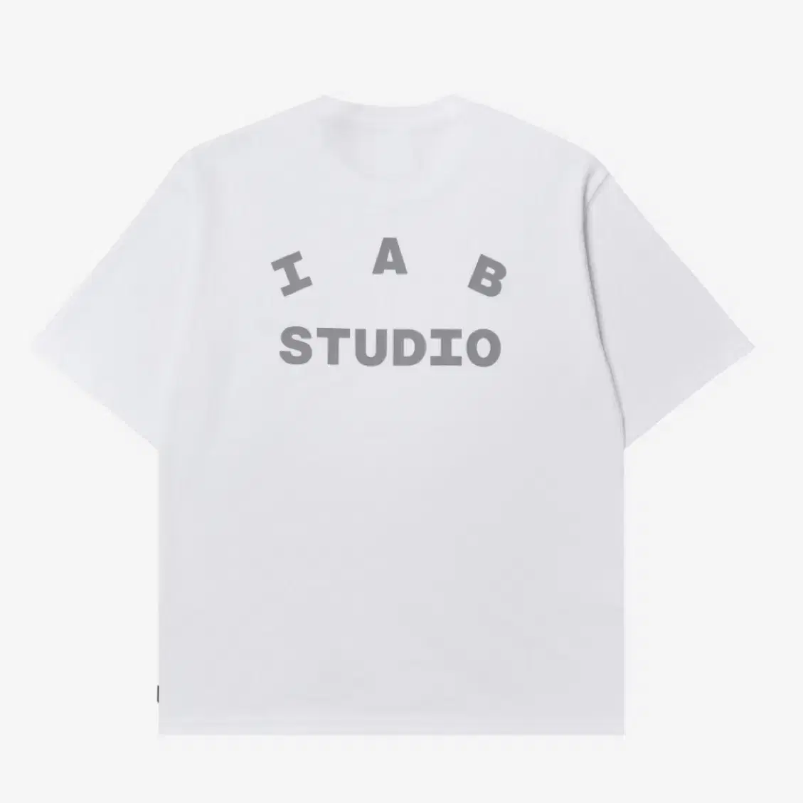 ★関税込★IAB Studio★IAB Studio T-Shirt White Light Green★ 아이앱 스튜디오 티셔츠 화이트 라이트 그린 | IAB Studio | KREAM