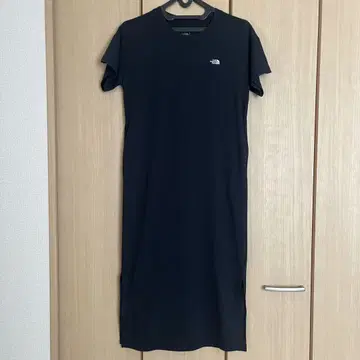 The North Face 블랙 롱 원피스 반팔