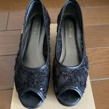 힐즈 애비뉴 오픈토 24cm 정도