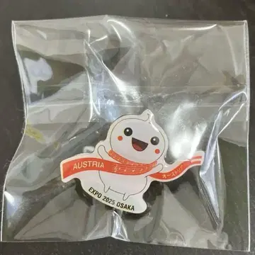 오사카 간사이 엑스포 오스트리아 파빌리온 캐릭터 빨흰색 핀 배지 AKA
