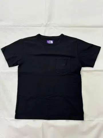 THE NORTH FACE 블랙 티셔츠