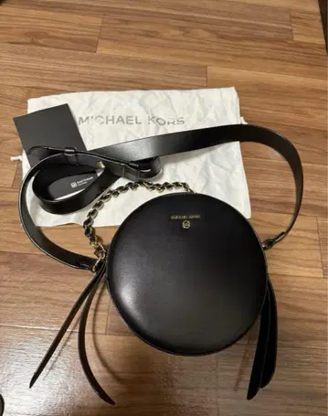 MICHAEL KORS 블랙 숄더백