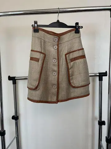 BY MALENE BIRGER 베이지 미니 스커트 셋업