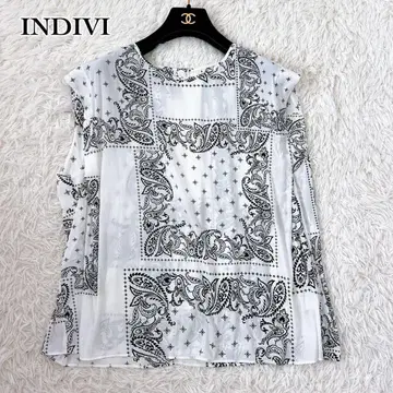 INDIVI 페이즐리 무늬 티셔츠 13호 넉넉한 실루엣 모노톤