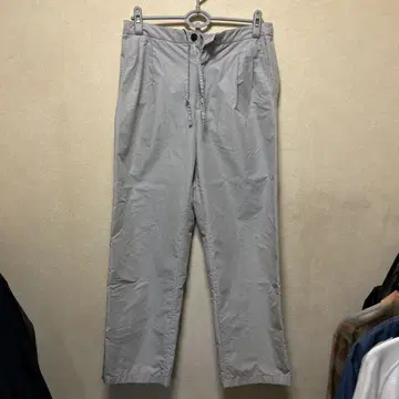 UNITED ARROWS 그레이 스트레이트 팬츠