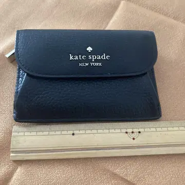 kate spade 블랙 가죽 카드 케이스 중고품