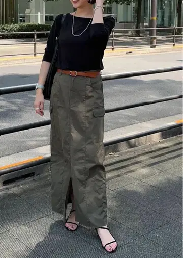 시너리 밀리터리 타이트 롱 스커트