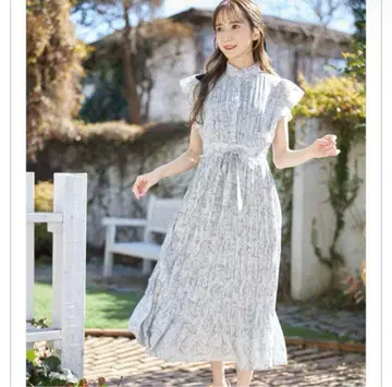 tocco closet 허리 리본 부착 라인 플라워 플리츠 롱 원피스