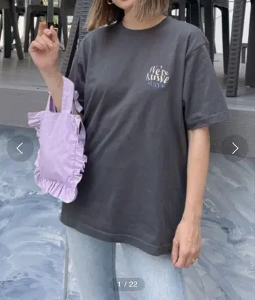 빈센테 우리는 서로가 전부인 면 티셔츠
