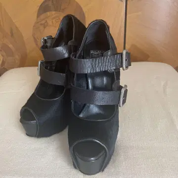 오픈토 하이힐 신발 블랙
