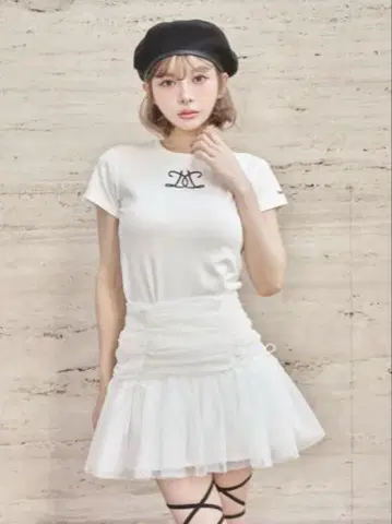 택 포함 새상품 Darich 다리치 자수 로고 티셔츠
