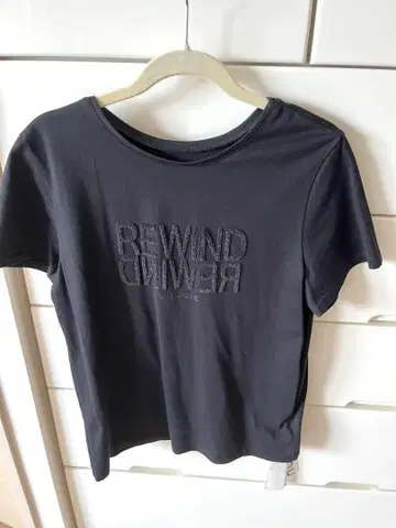미사용 새상품 택 포함 루니 REWIND REMIND 반팔 티셔츠 블랙