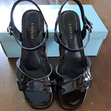 BENEBIS 블랙 샌들 22.5cm EE