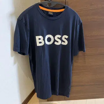 BOSS 네이비 티셔츠 반팔