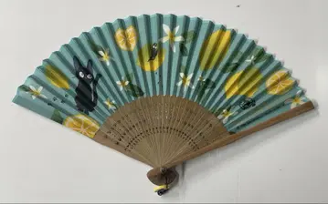 마녀 배달부 키키 부채 키키와 레몬 패턴