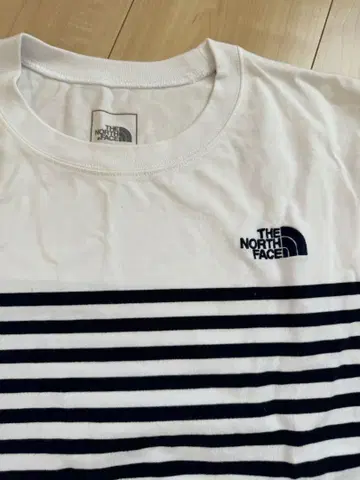 THE NORTH FACE 보더 티셔츠 L 사이즈