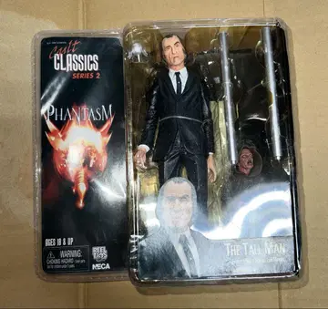 NECA 컬트 클래식 팬텀 톨맨 피규어