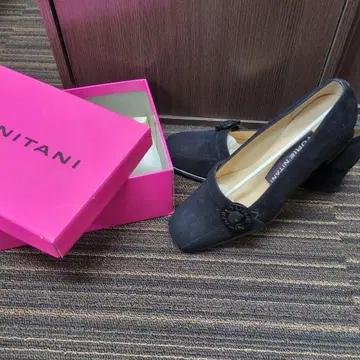 YURIE Nitani 펌프스